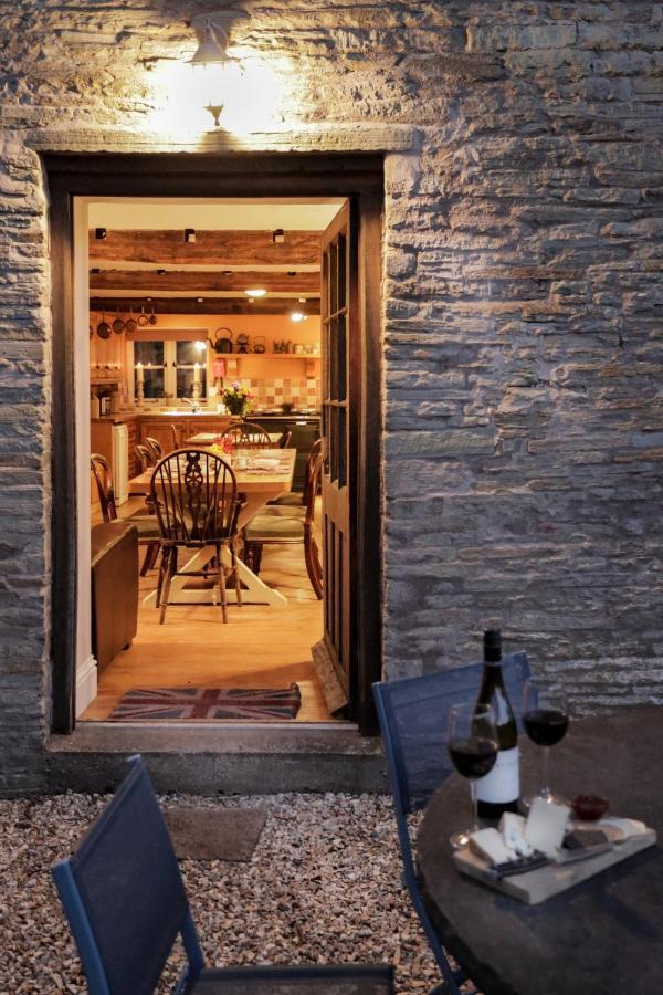 Bridge Farmhouse B&B Херфорд Екстериор снимка